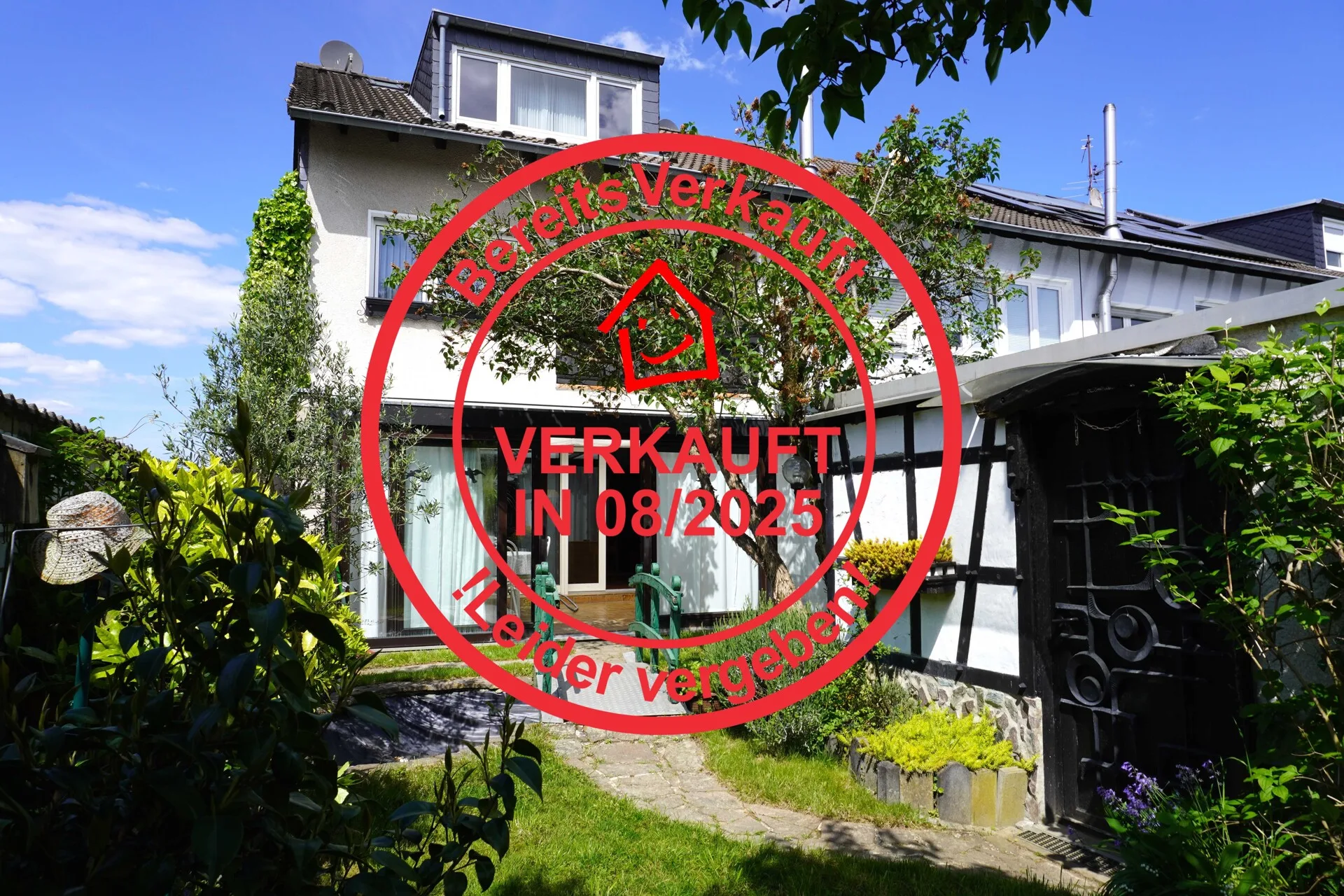 Reihenendhaus in Pattscheid – klassisch, familienfreundlich & sehr geräumig!